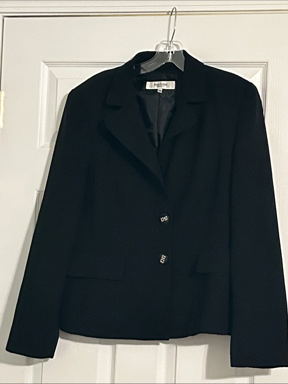 Jones Studio Black Women's Blazer with Decorative Square Buttons